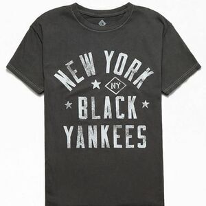 New York Black Yankees Short Sleeve T-Shirt Mens Small